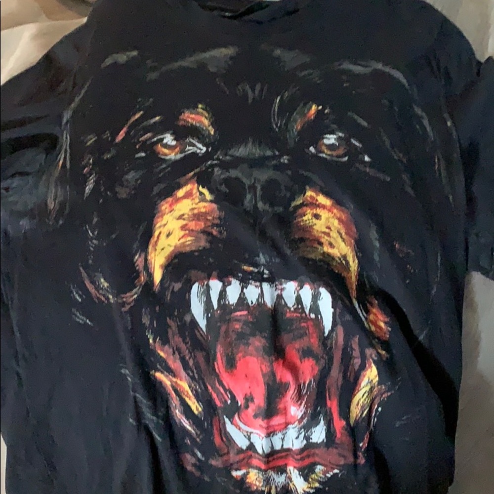 Authentic Givenchy Rottweiler tee.